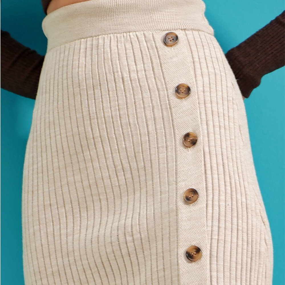 Forever 21 Cream Ribbed Pencil Skirt with Buttons